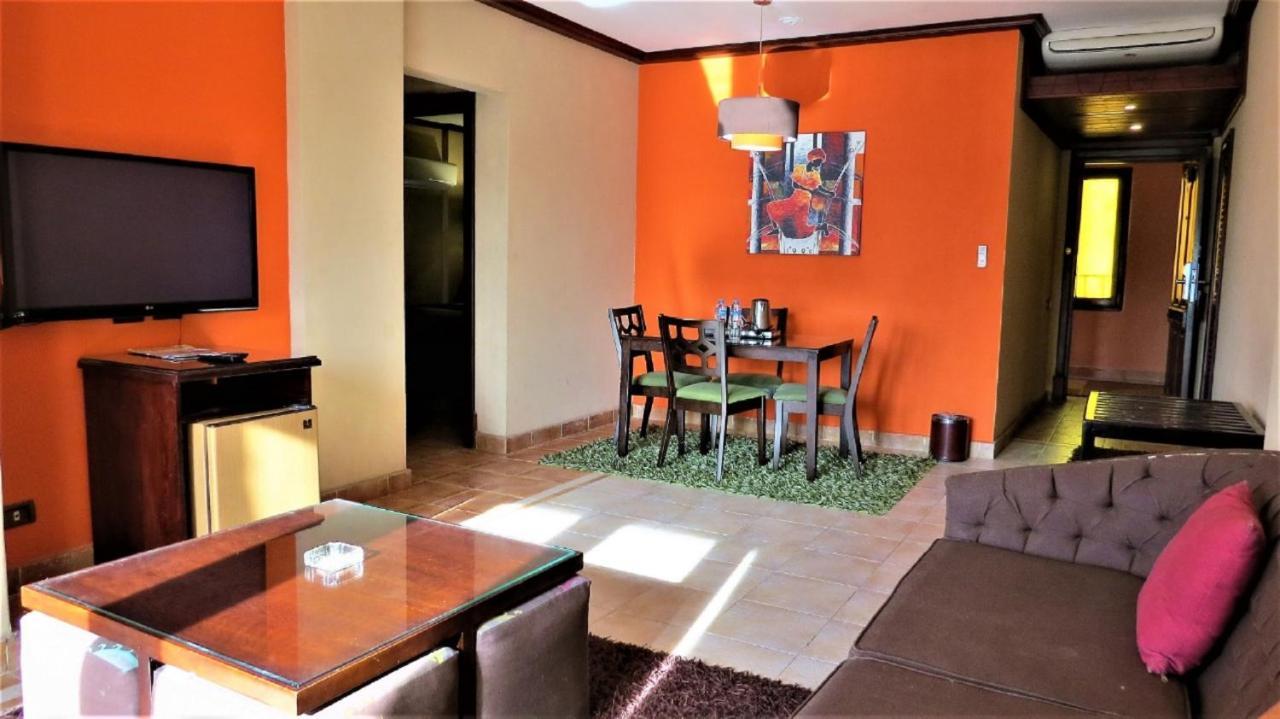 Africana Hotel & Spa Qaryat Shakush Luaran gambar